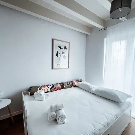 Apartment Garden Penthouse - Large & Trendy Flat, Milan