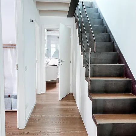 Apartment Garden Penthouse - Large & Trendy Flat,