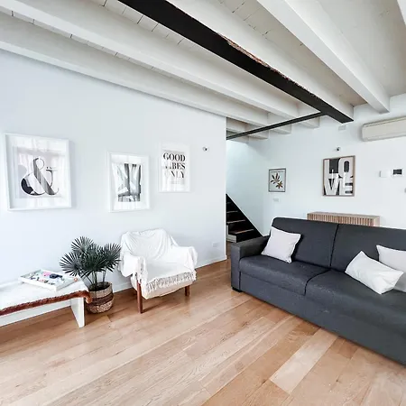 Apartment Garden Penthouse - Large & Trendy Flat, *