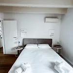 Garden Penthouse - Large & Trendy Flat, Апартаменты Милан