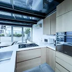 Garden Penthouse - Large & Trendy Flat, *