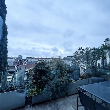 Апартаменты Garden Penthouse - Large & Trendy Flat,