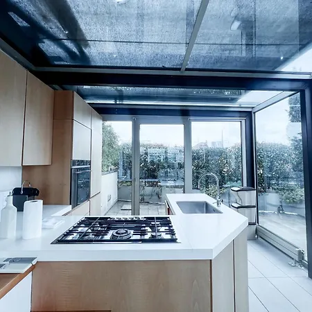 Garden Penthouse - Large & Trendy Flat, Апартаменты *